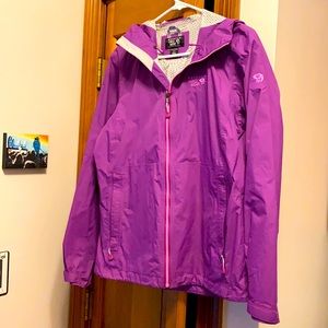 Women’s Mountain Hardwear Rain Jacket